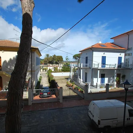 Apartment Limone